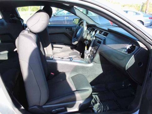 Used 2012 Ford Mustang Coupe image 23