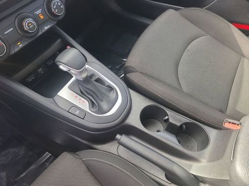 Used 2023 Kia Forte LXS image 32