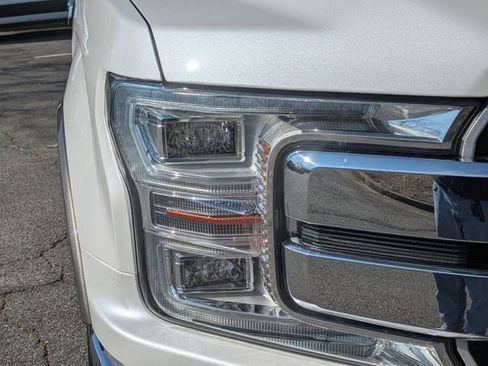 Used 2018 Ford F150 Lariat w/ Equipment Group 502A Luxury image 10