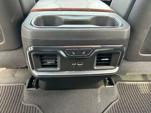 Used 2025 GMC Sierra 2500 Denali Ultimate AWD/4WD image 54