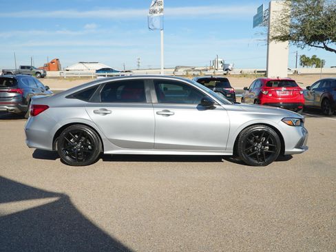 Used 2023 Honda Civic Sport image 4