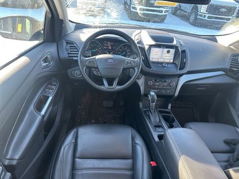 Used 2019 Ford Escape SEL image 11