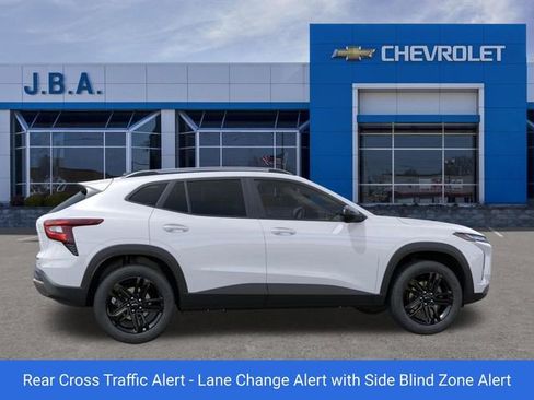 New 2026 Chevrolet Trax ACTIV w/ Sunroof Package image 5