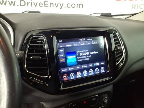 Used 2020 Jeep Compass Limited AWD/4WD image 18