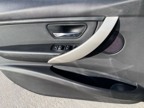 Used 2018 BMW 320i xDrive Sedan image 13