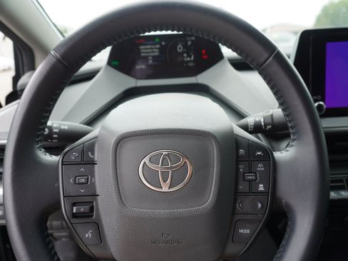Used 2023 Toyota Prius LE FWD image 22