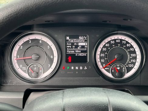Used 2024 RAM 1500 Classic SLT RWD image 31
