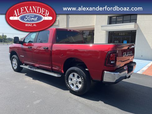 Used 2026 RAM 2500 Big Horn AWD/4WD image 2