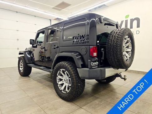 Used 2013 Jeep Wrangler Unlimited Sahara w/ Connectivity Group AWD/4WD image 6