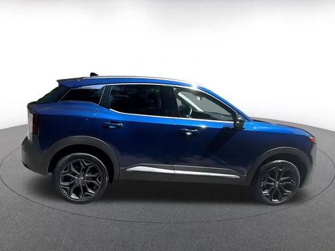 Used 2026 Nissan Kicks SR FWD image 13