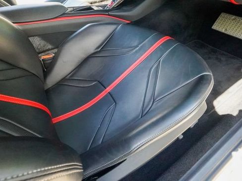 Used 2018 Ferrari 812 Superfast RWD image 73