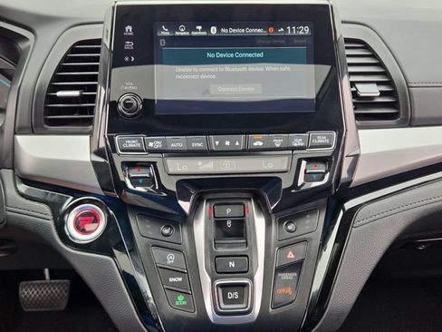 Used 2024 Honda Odyssey Touring image 23
