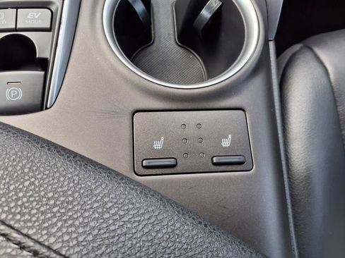 Certified 2021 Toyota Camry XLE image 20