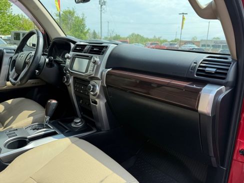 Used 2018 Toyota 4Runner Limited image 12