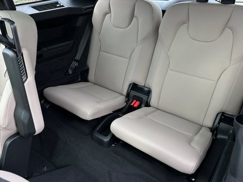 New 2026 Volvo XC90 T8 Plus AWD/4WD image 13