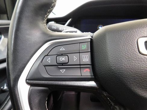 Used 2022 Jeep Grand Cherokee Laredo w/ Luxury Tech Group I image 21