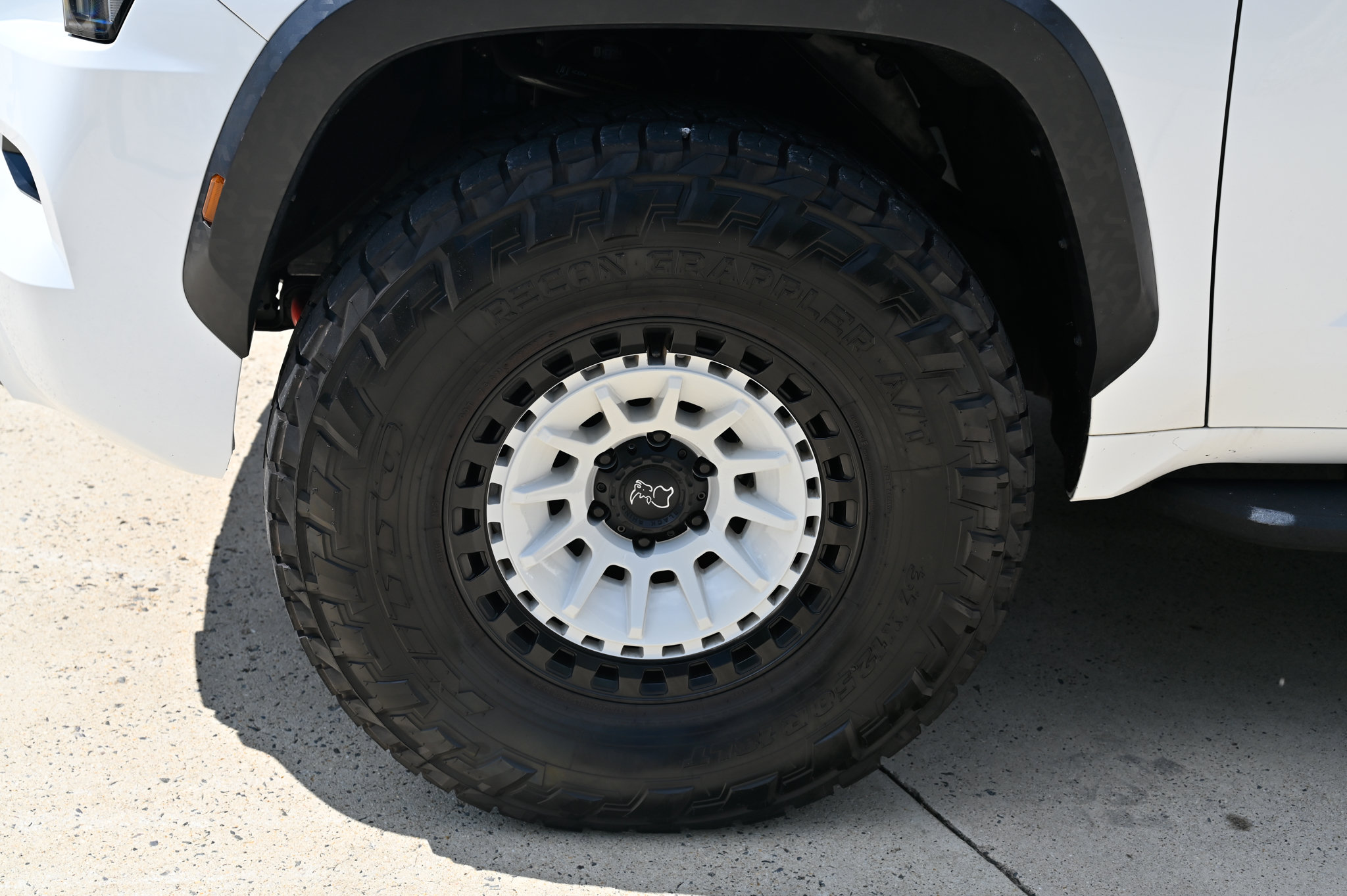 Used 2024 Toyota Sequoia TRD Pro AWD/4WD image 9