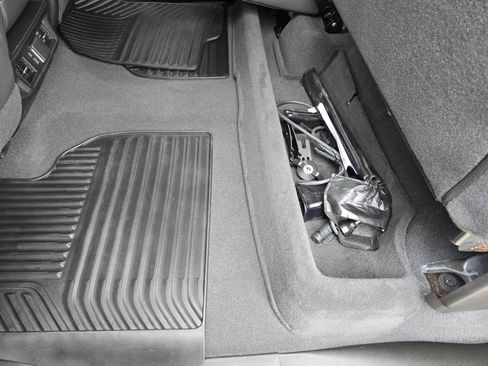 Used 2024 Chevrolet Silverado 2500 LTZ image 38