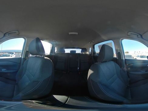 Used 2025 Nissan Rogue SV image 44