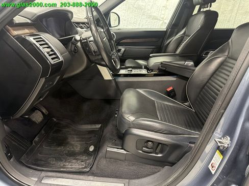 Used 2019 Land Rover Discovery HSE Luxury image 23