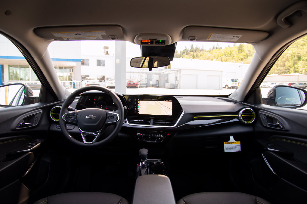 New 2026 Chevrolet Trax ACTIV w/ Driver Confidence Package FWD image 14