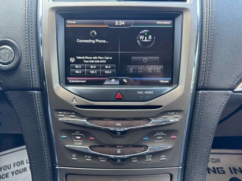 Used 2014 Lincoln MKX FWD image 22