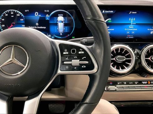 Used 2023 Mercedes-Benz GLB 250 4MATIC image 12