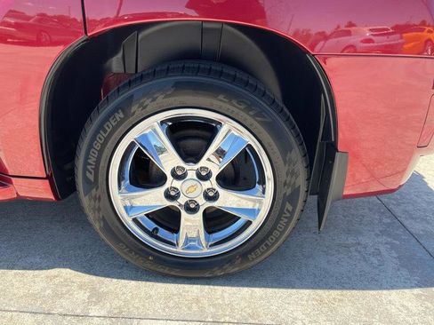 Used 2008 Chevrolet HHR LT FWD image 17