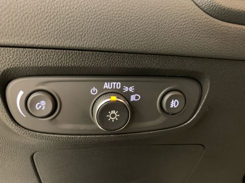 Used 2022 Buick Encore GX Preferred w/ Sport Touring Package image 19