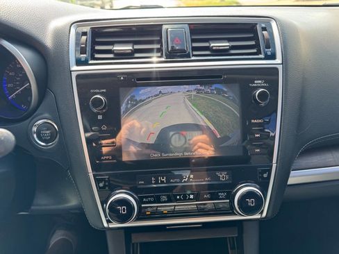 Used 2018 Subaru Outback 2.5i Limited w/ Popular Package #2 image 17