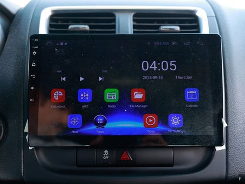 Used 2014 Dodge Avenger SE image 32