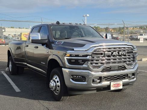 Used 2025 RAM 3500 Longhorn AWD/4WD image 3