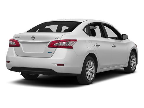 Used 2014 Nissan Sentra SR w/ Premium Package FWD image 2
