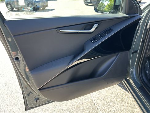 Used 2024 Kia Niro Wind w/ Wind Preserve Package FWD image 15