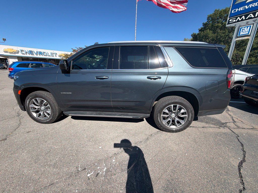 Used 2021 Chevrolet Tahoe LT w/ Rear Media and Nav Package AWD/4WD image 5
