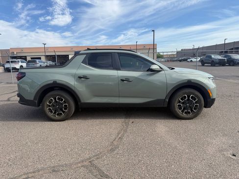 Used 2023 Hyundai Santa Cruz SEL w/ Activity Package image 4