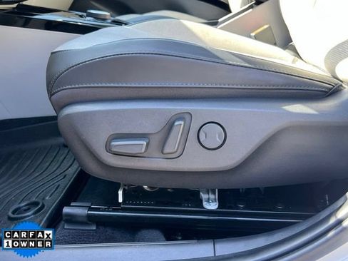 Used 2024 Kia Niro Wave w/ Wave Preserve Package FWD image 18