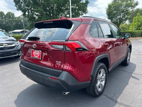 Used 2025 Toyota RAV4 XLE AWD/4WD image 7