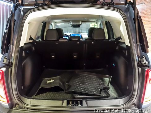 Used 2025 Ford Bronco Sport Outer Banks w/ Outer Banks Tech Package+ AWD/4WD image 27