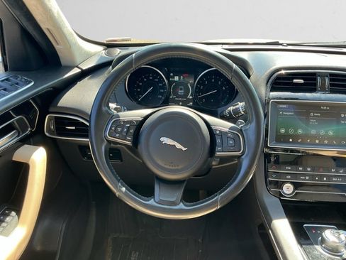 Used 2020 Jaguar F-PACE Premium AWD/4WD image 12