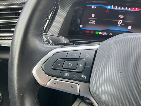 Used 2024 Volkswagen Atlas Cross Sport SEL Premium R-Line AWD/4WD image 5