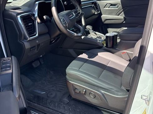 Used 2024 GMC Canyon Elevation w/ Elevation Premium Package AWD/4WD image 4