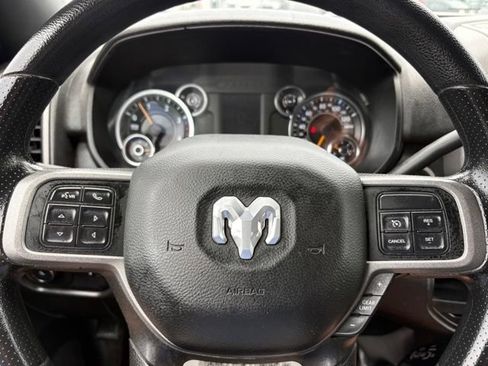 Used 2022 RAM 2500 Tradesman w/ Chrome Appearance Group AWD/4WD image 19