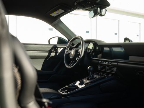 Used 2022 Porsche 911 GT3 image 15