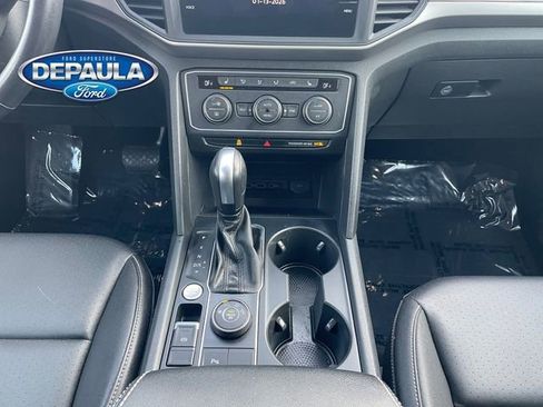 Used 2021 Volkswagen Atlas SE w/ Towing Package image 14