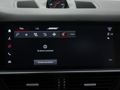 Used 2022 Porsche Cayenne image 26