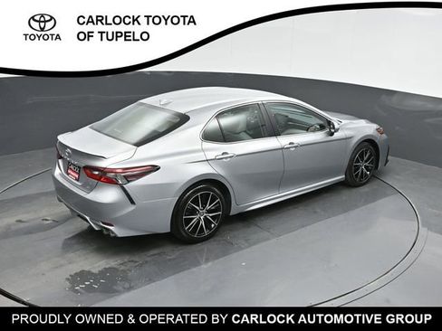Used 2022 Toyota Camry SE FWD image 28