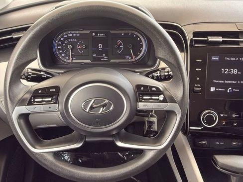Used 2022 Hyundai Tucson SE FWD image 21