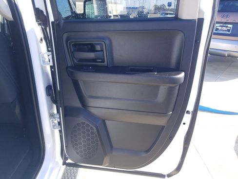 Used 2019 RAM 1500 Tradesman w/ Chrome Plus Package image 14