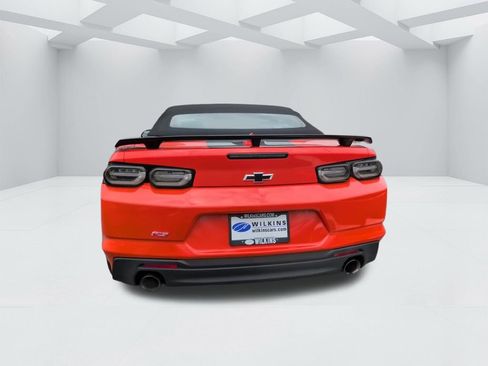 Used 2021 Chevrolet Camaro LT w/ RS Package image 6